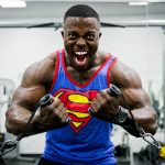 ダイエットのためにジムでトレーニング